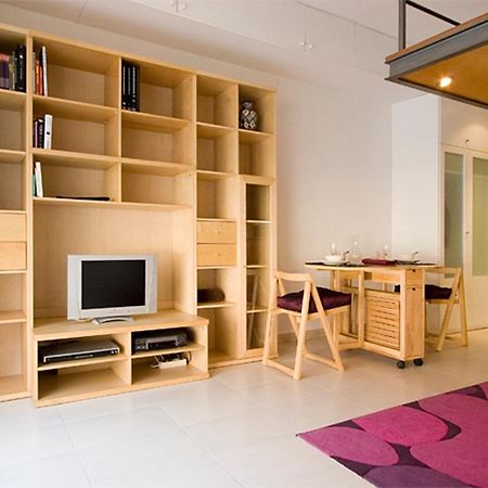 Reina Amalia Apartment Barcelona Exterior photo