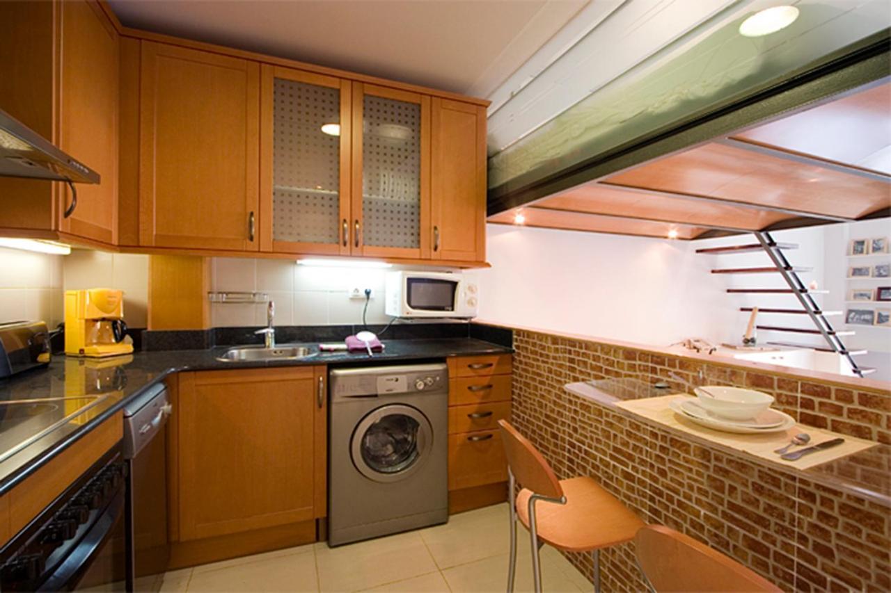 Reina Amalia Apartment Barcelona Exterior photo